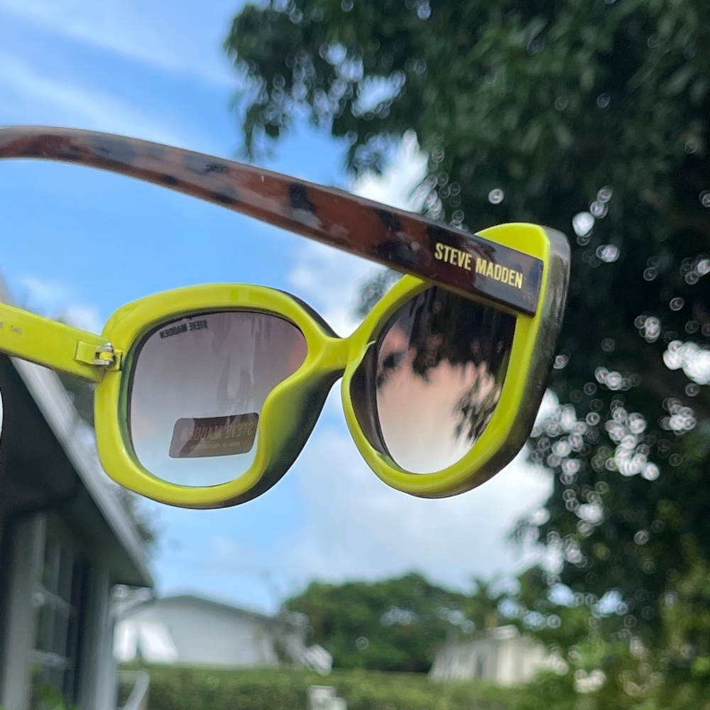 STEVE MADDEN Low Tide Brown Frame Gradiente Lenses 100% UV Protection 55… - Picture 5 of 12